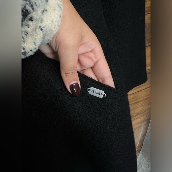 Geiger woman’s boiled wool coat black size 44 /large US - Picture 4 of 10